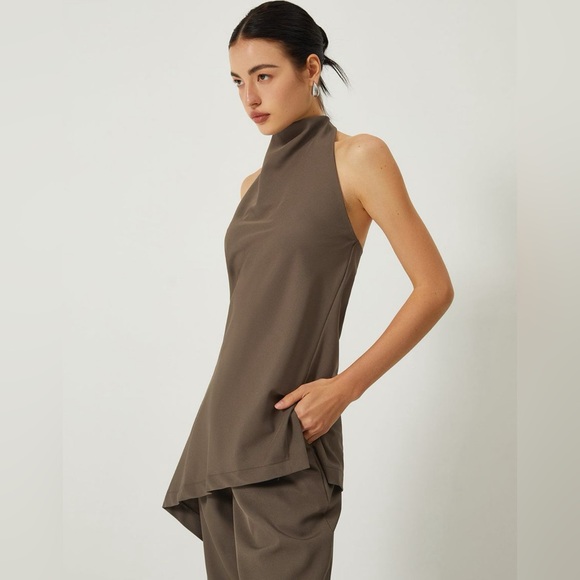 Assymetrical co ord halter pant set in brown - Picture 3 of 4